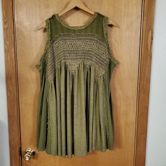 Free People Sea Breeze Smocked Tunic Sleeveless Green Womens XS EUC - Picture 5 of 7
